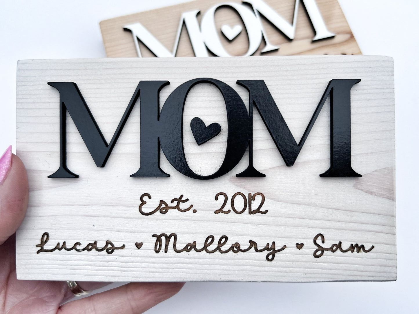 Mom Sign with Names, Personalized Mother's Day Gift from Kids, Small Desk Decor