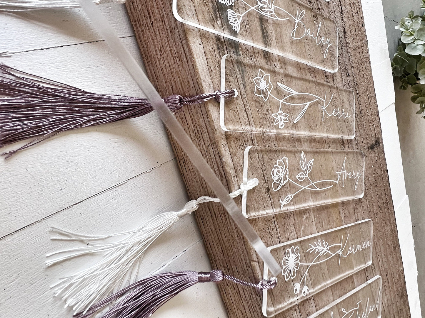 Birth Flower Bookmark, Custom Name Birth Month Gift, Aesthetic Floral Acrylic Bookmark with Tassel, Gift for Book Club or Book Buddy