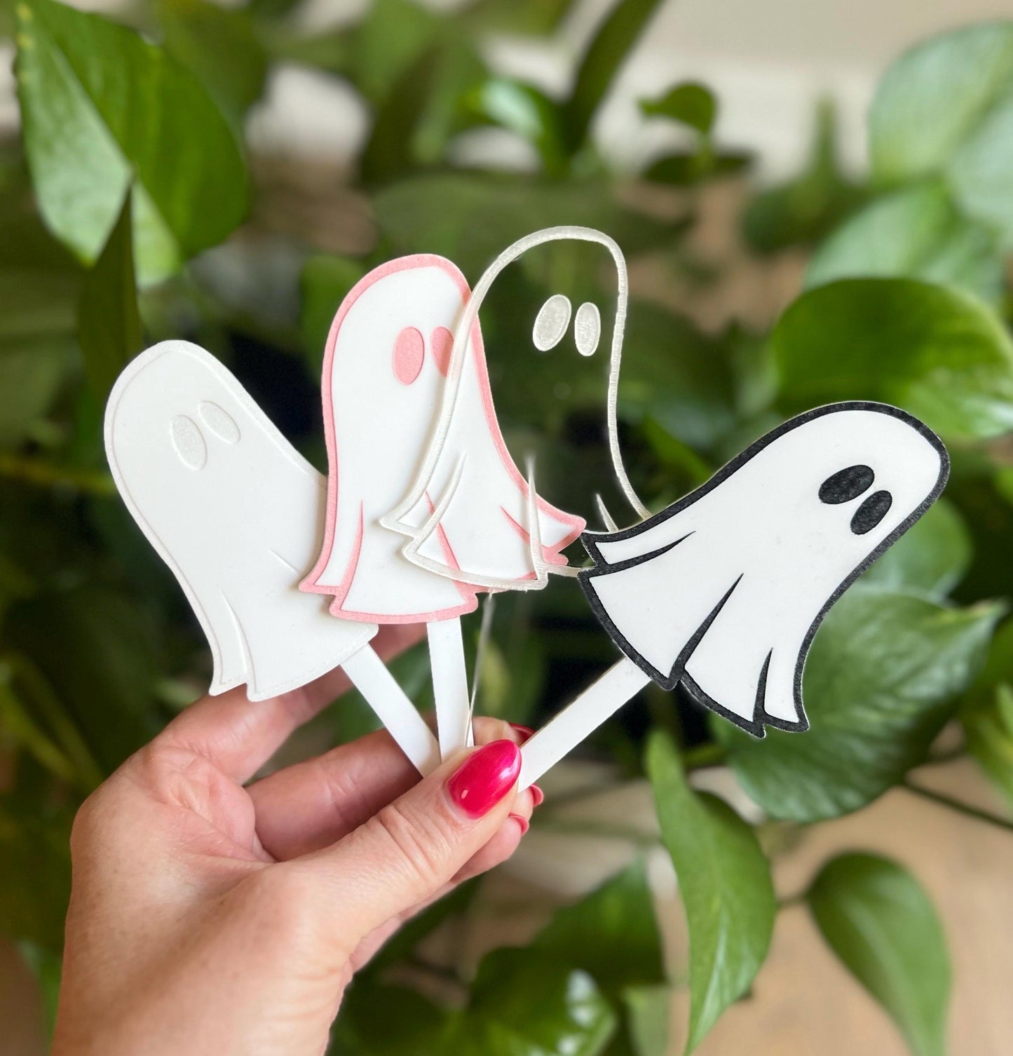 Ghost Plant Stake - Spooky Cute Halloween Decor for House Plants